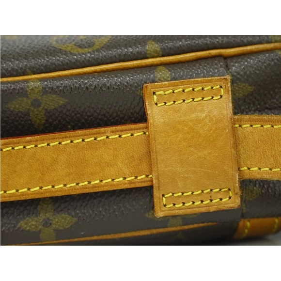 Authentic Louis Vuitton Jeune Fille Monogram Canvas Crossbody Bag - Picture 3 of 16